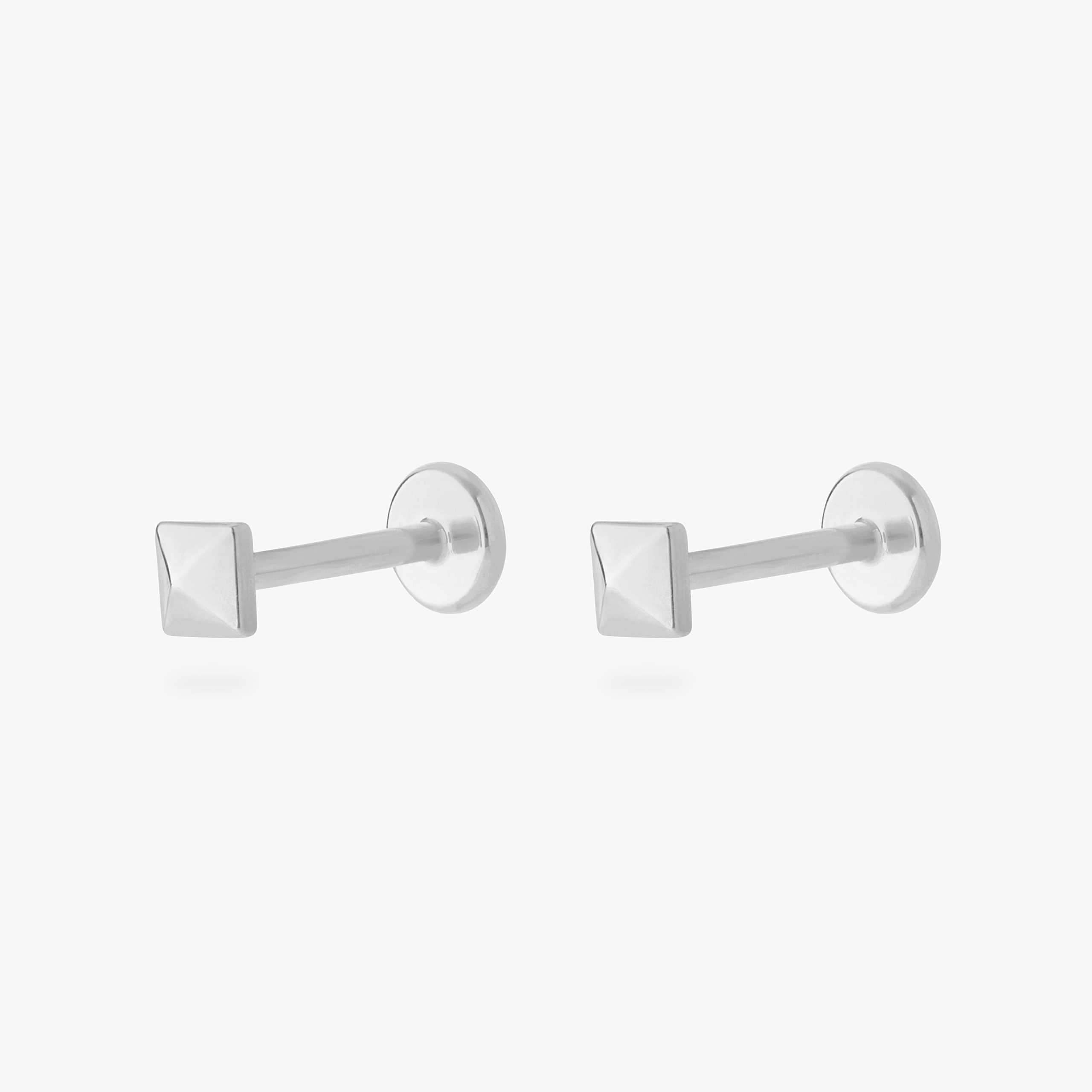 Pyramid Flatback Stud - Image 12