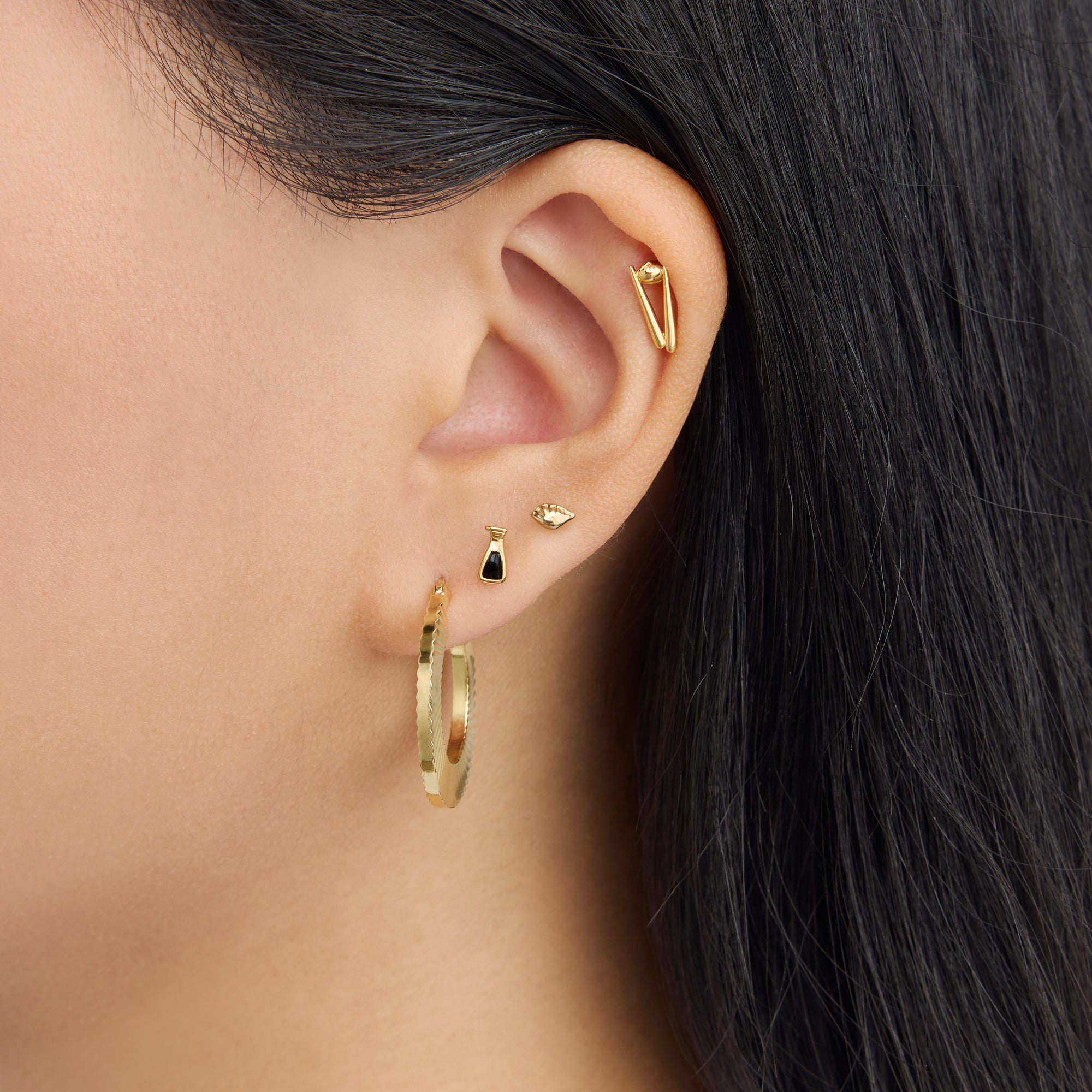 Black Vinegar Flatback Stud - Image 2